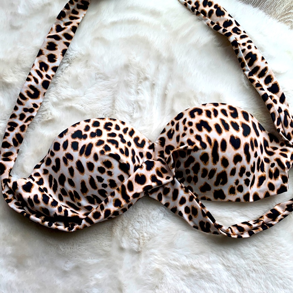 Swimsuit top XS
